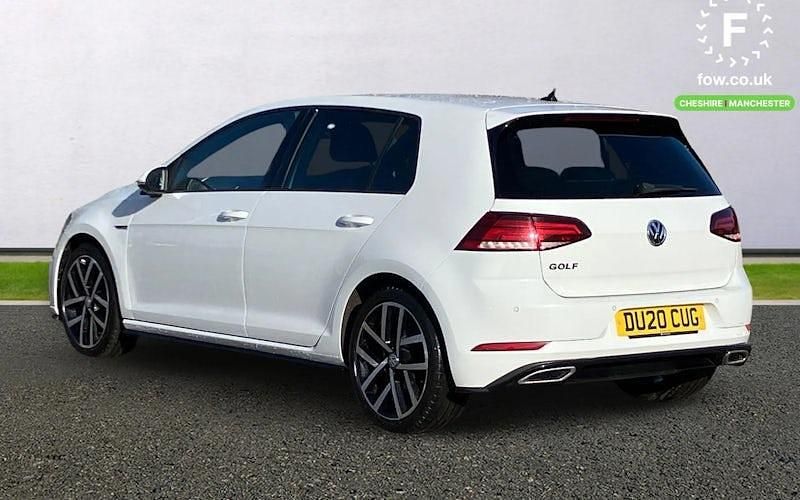 Used VW Golf VII R-line Edition 150 HP (110 kW) 2020 White Hatchback