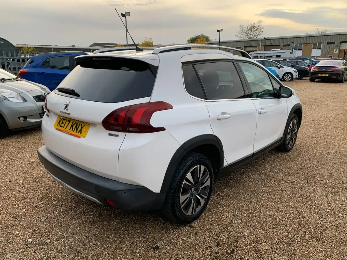 Second-hand Peugeot 2008 Allure 2017 Alb SUV