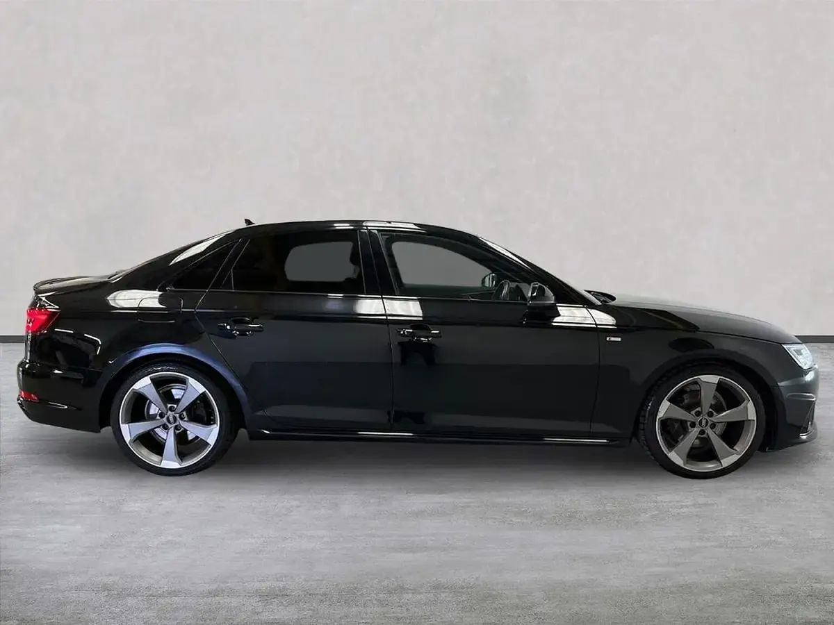 Used Audi A4 Black Edition 190 HP (139 kW) 2019 Black Sedan