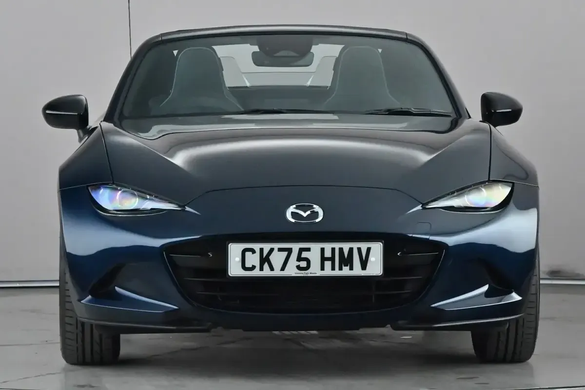 Usado Mazda MX5 Homura-Line 184 HP (135 kW) 2026 Azul Cabrios