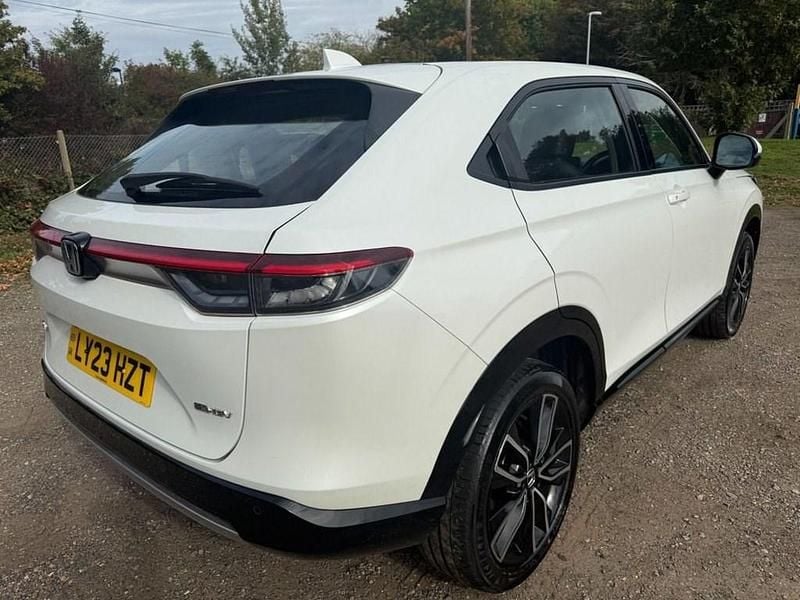 Used Honda HR-V Advance 131 HP (96 kW) 2023 White SUV