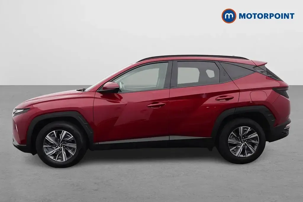 Used Hyundai Tucson SE 150 HP (110 kW) 2023 Red SUV