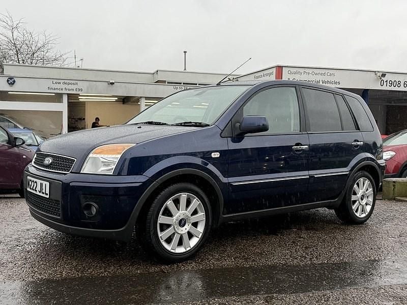 Blue Used 2010 Ford Fusion Titanium Hatchback | £3,999 (Fair price) - Image 1/4