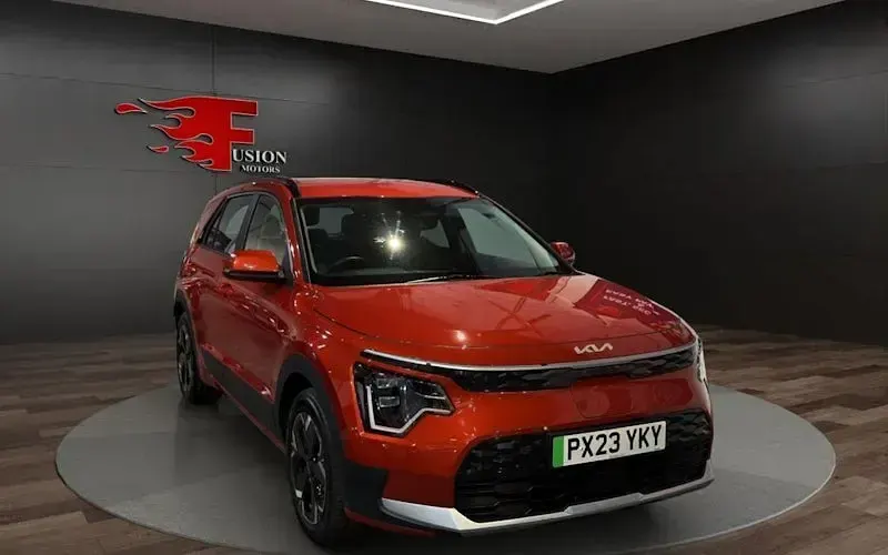 Used Kia e-Niro 150 kW (204 HP) 2023 Orange SUV