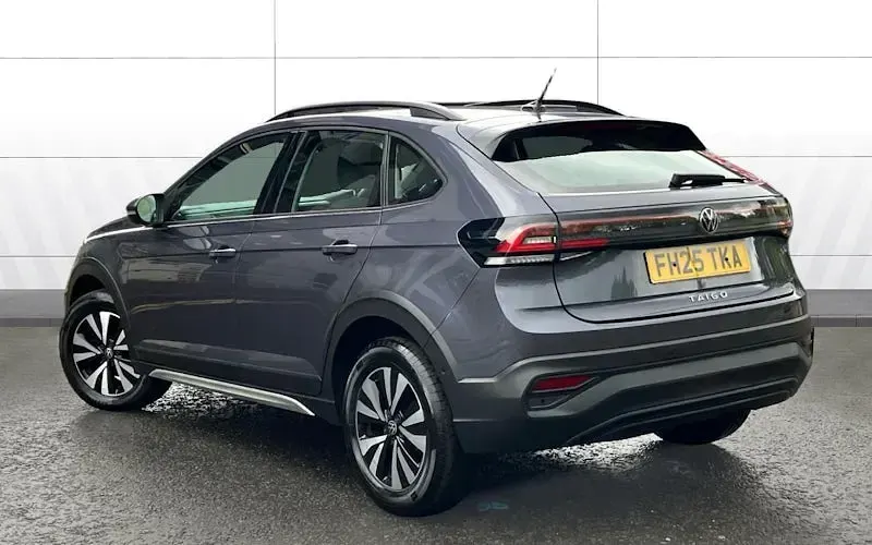 Usado VW Taigo Life 95 HP (69 kW) 2025 Cinzento SUV