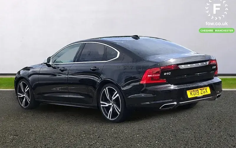 Used Volvo S90 R-Design Pro 235 HP (172 kW) 2019 Black Sedan