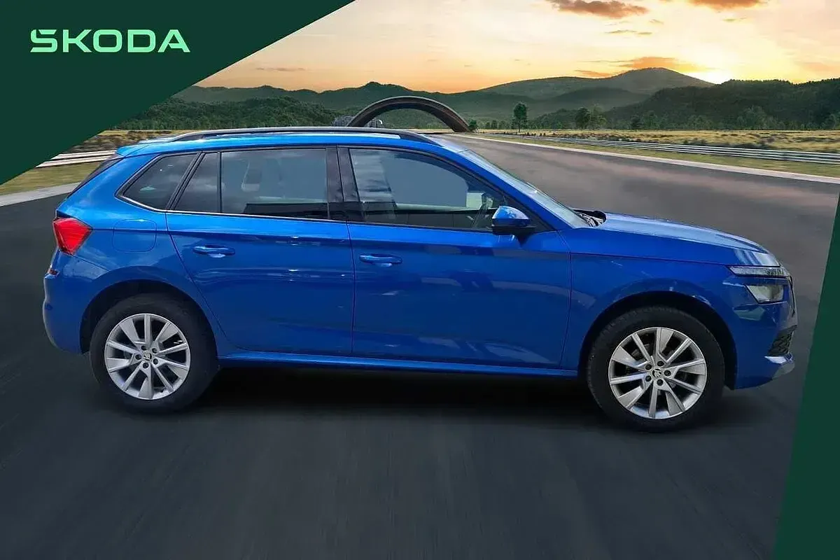Gebraucht Skoda 110 R SE Drive 81 PS (59 kW) 2023 Blau Kombi