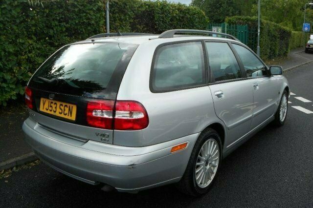 Used Volvo V40 115 HP (84 kW) 2004 Estate