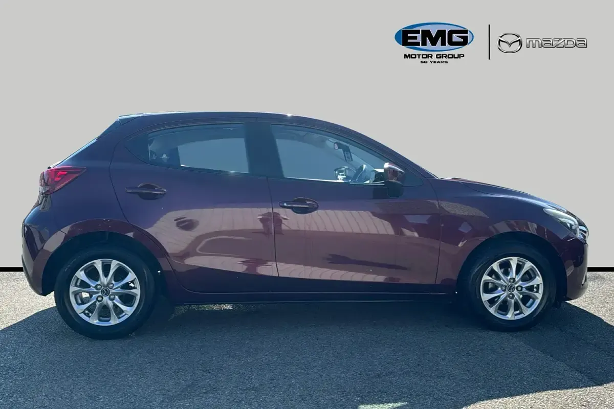 Used Mazda 2 90 HP (66 kW) 2019 Red Hatchback
