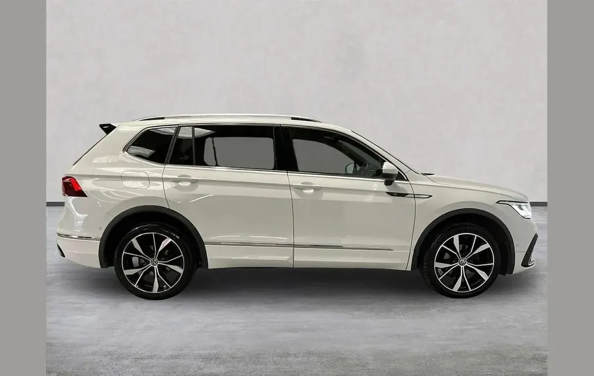 Used VW Tiguan Allspace R-line 150 HP (110 kW) 2024 White SUV