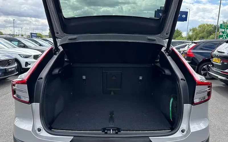 Used Volvo C40 Ultimate 300 kW (408 HP) 2023 Silver SUV