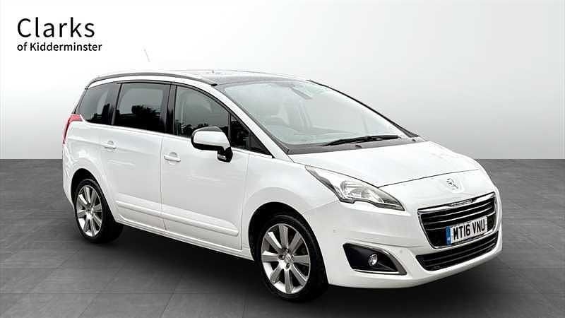 White Used 2016 Peugeot 5008 Allure MPV | £8,995 (Expensive) - Image 1/4