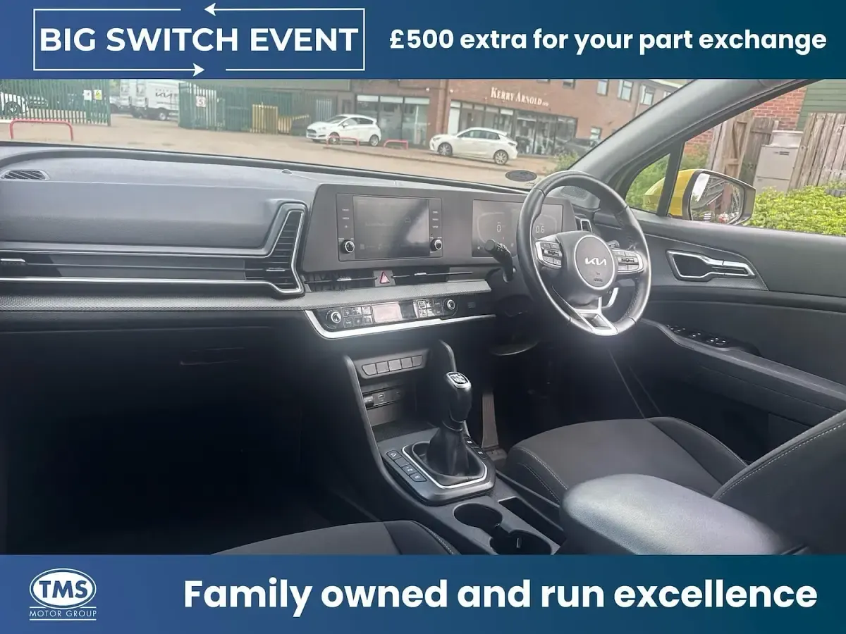 Used Kia Sportage 2023 Yellow SUV