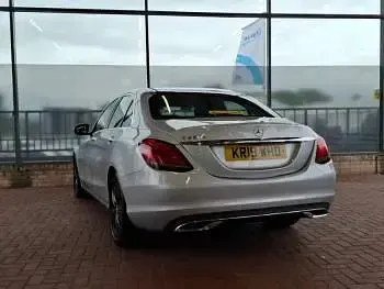 Used Mercedes C220 Premium Plus 194 HP (142 kW) 2019 Silver Sedan