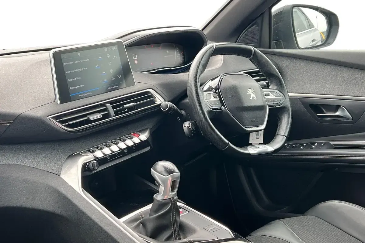 Used Peugeot 5008 GT-line 130 HP (95 kW) 2019 Grey SUV