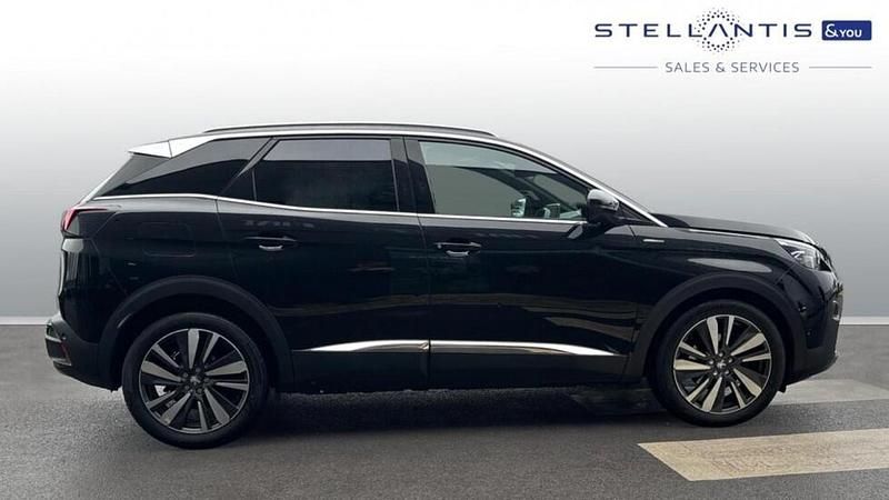 Used Peugeot 3008 Premium 179 HP (131 kW) 2019 Black SUV