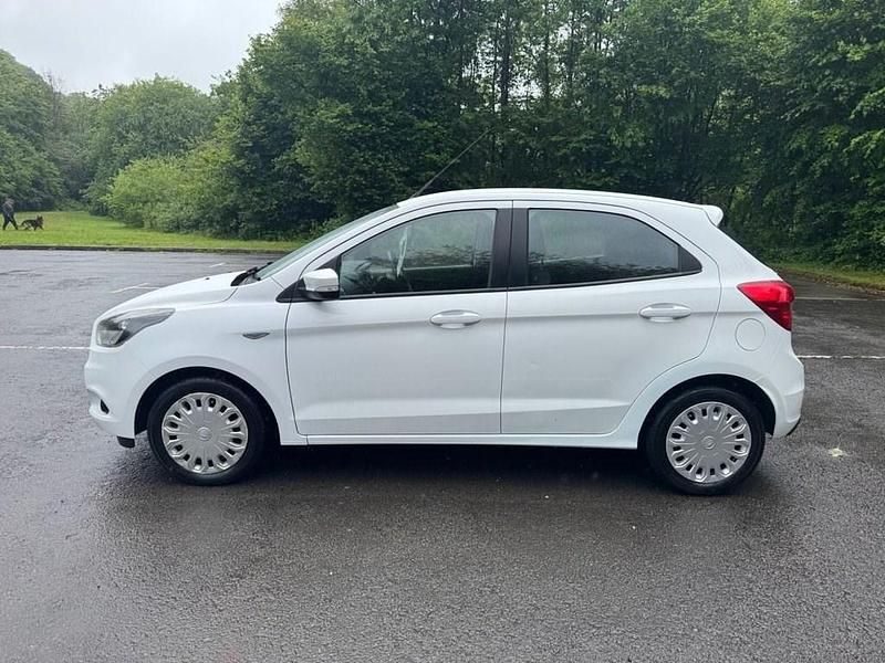 Usado Ford Ka Plus Studio 70 HP (51 kW) 2017 Branco Citadino