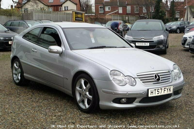 Used Mercedes C180 156 HP (114 kW) 2008 Sedan