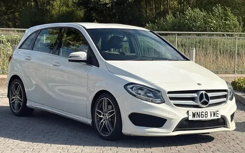 Used Mercedes B200 AMG line 136 HP (100 kW) 2018 Hatchback