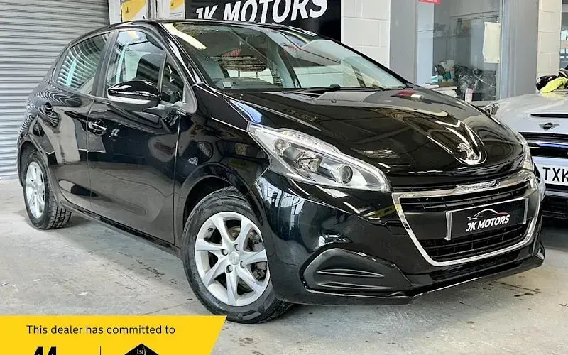 Second-hand Peugeot 208 Active 82 CP (60 kW) 2018 Hatchback