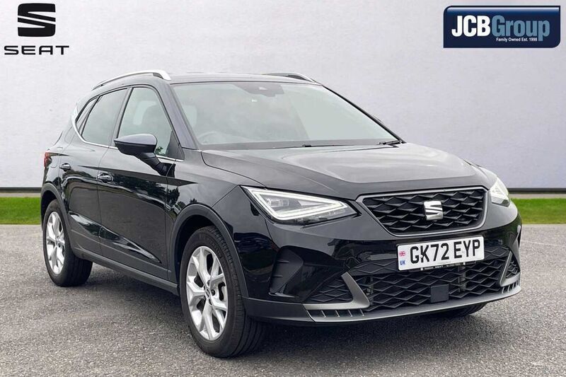 Black Used 2022 Seat Arona FR SUV | £14,295 (Fair price) - Image 1/4