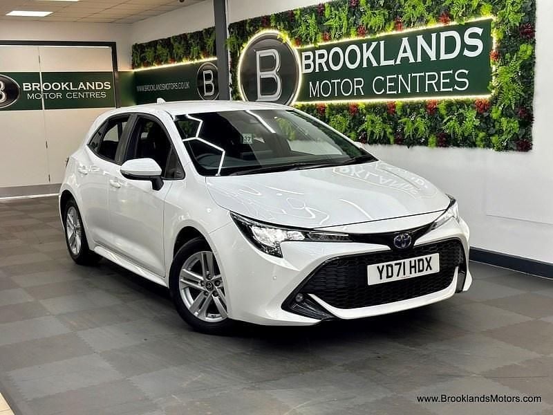 White Used 2021 Toyota Corolla Hatchback | £15,685 (Good price) - Image 1/3