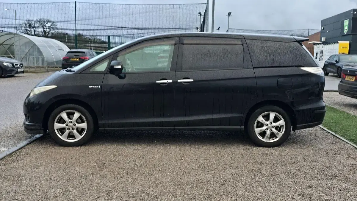 Used Toyota Estima Hybrid 2016 Black