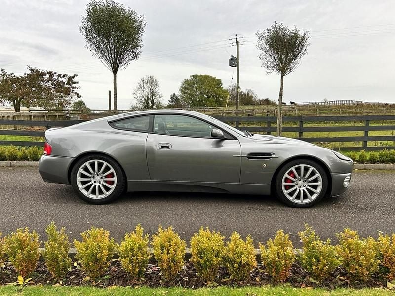 Used Aston Martin Vanquish 2003 Grey Coupe