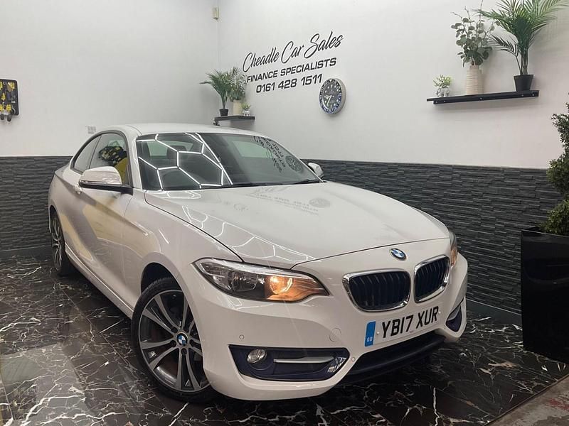 White Used 2017 BMW 218 Sport Line Coupe | £8,554 (Fair price) - Image 1/4