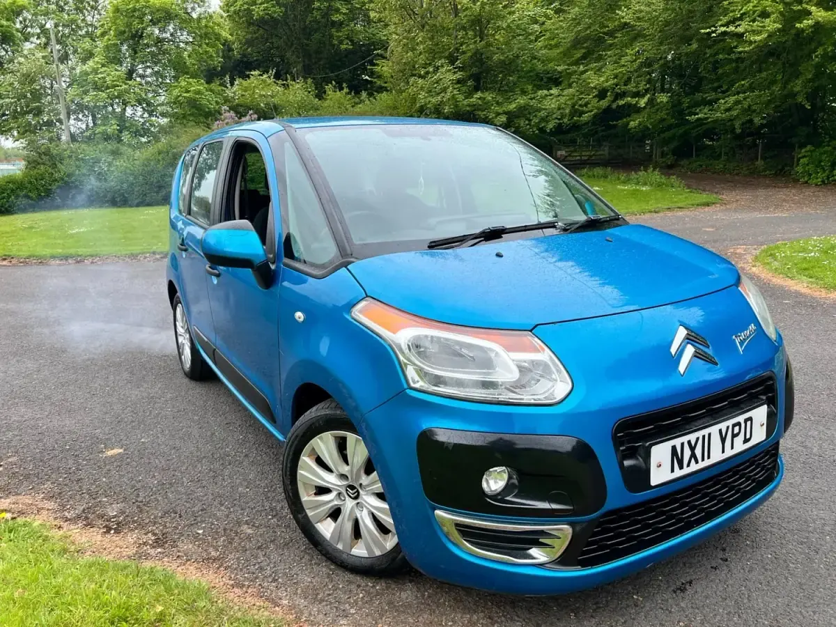 Begagnad Citroën C3 Picasso VTR Sport 2011 Blå Minibuss
