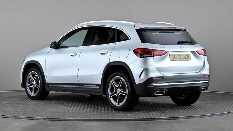 Used Mercedes GLA250 Exclusive 218 HP (160 kW) 2022 Silver SUV