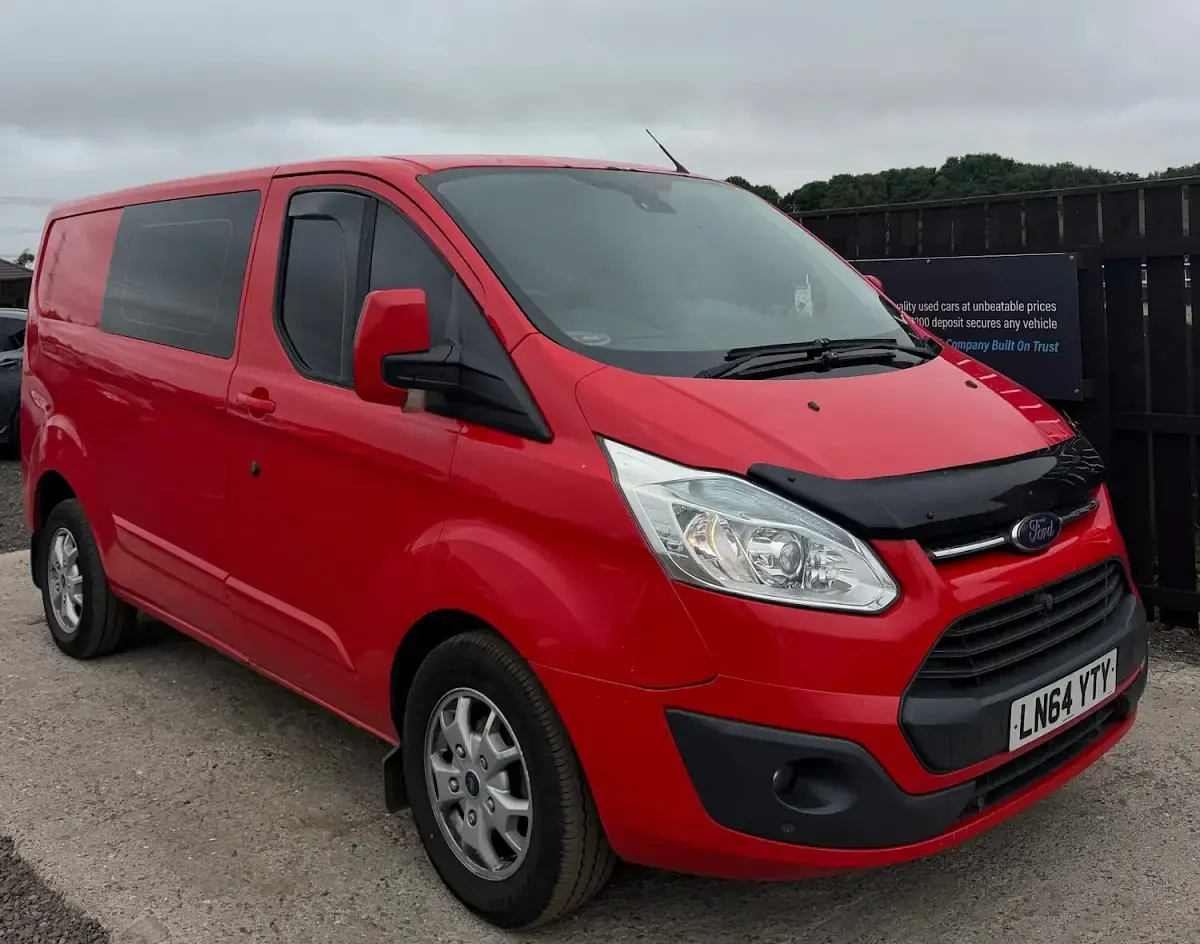 Used Ford Transit Custom Limited 125 HP (91 kW) 2014 Red Van