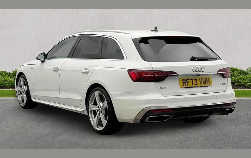 Used Audi A4 S-Line 200 HP (147 kW) 2024 White Estate