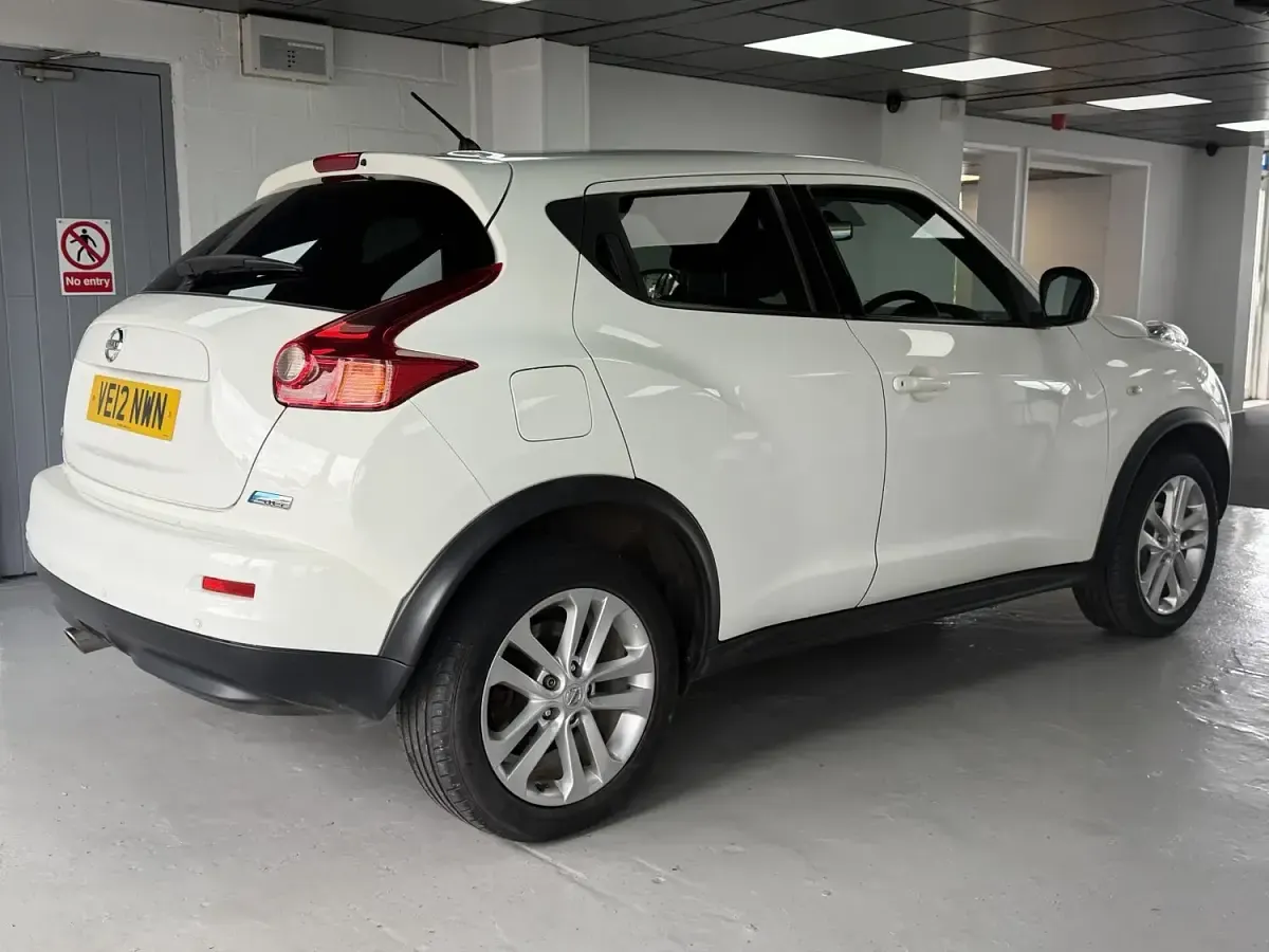 Used Nissan Juke Acenta 110 HP (80 kW) 2012 White SUV