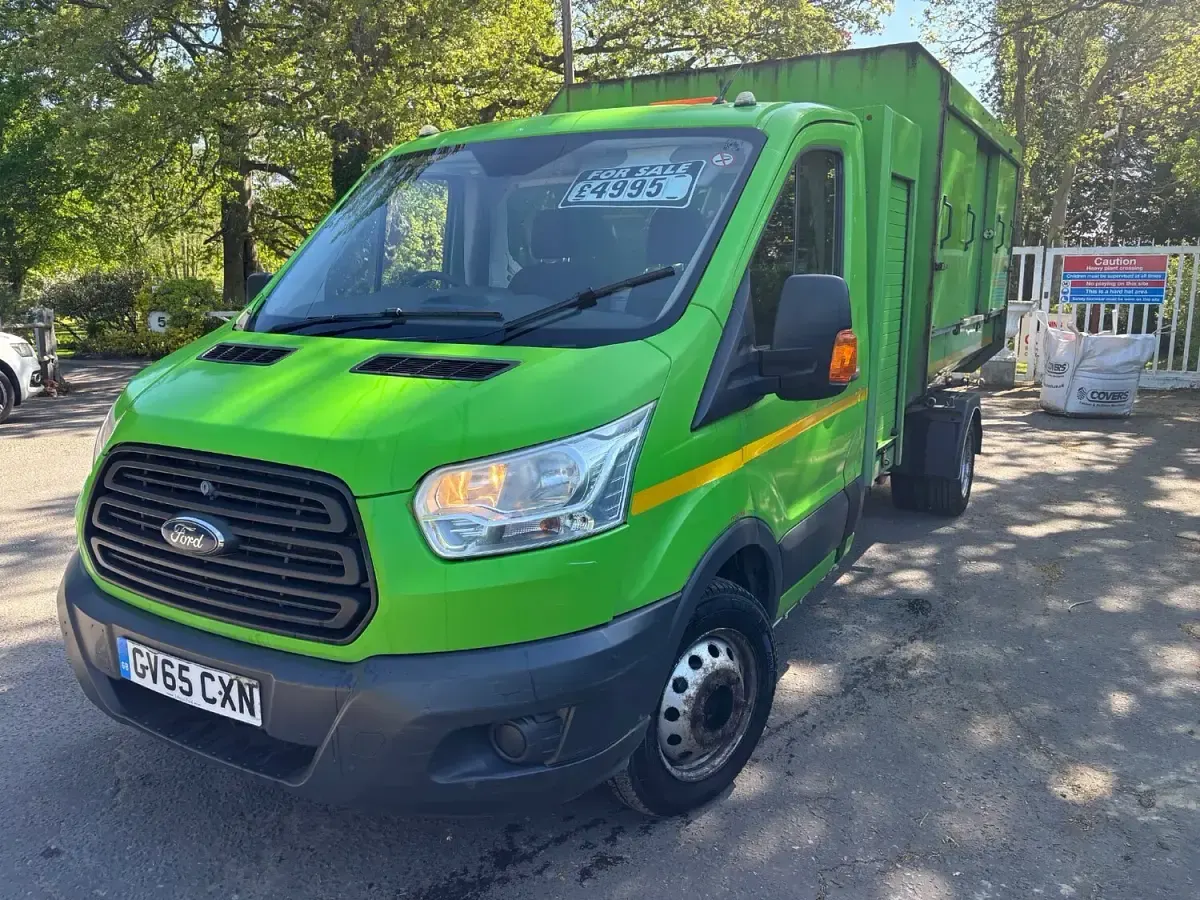 Used Ford Transit 100 HP (73 kW) 2016 Green Cabriolet