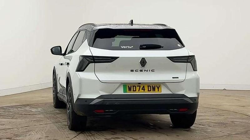 Begagnad Renault Scenic E-Tech Esprit Alpine 160 kW (218 HK) 2024 Vit SUV