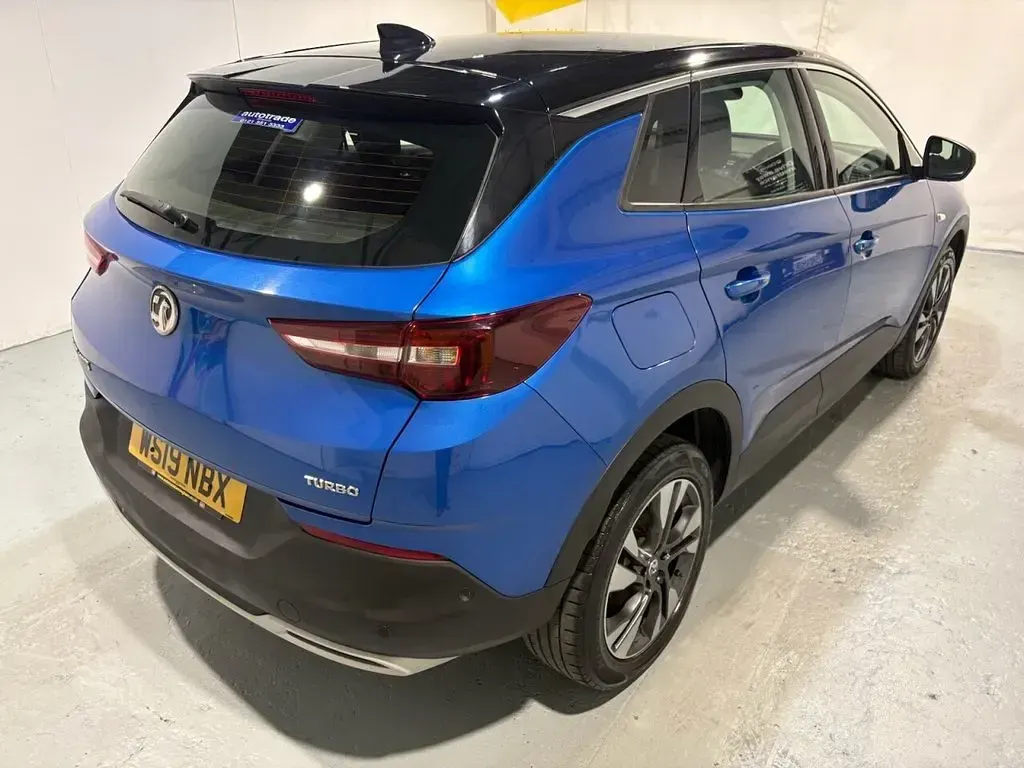 Used Vauxhall Grandland X Sport 130 HP (95 kW) 2019 Blue SUV