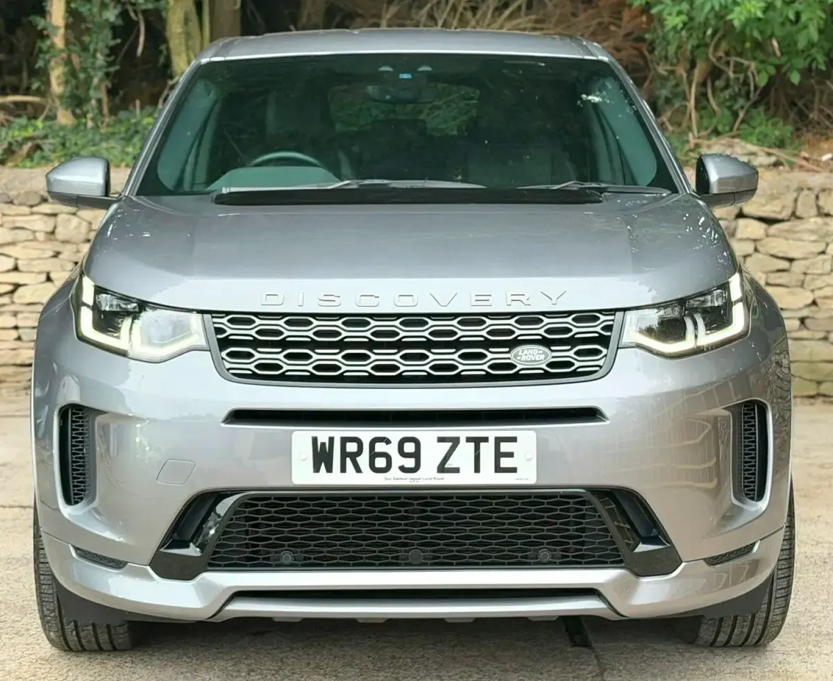 Used Land Rover Discovery 5 SE Dynamic 2019 Grey SUV