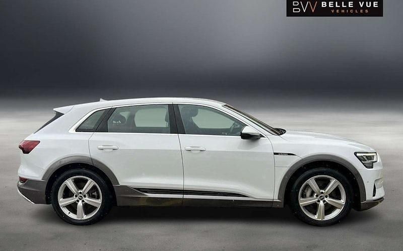 Used Audi e-tron 230 kW (313 HP) 2022 SUV
