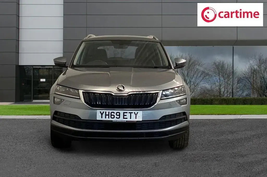 Usado Skoda Karoq SE L 115 HP (84 kW) 2019 Cinzento SUV