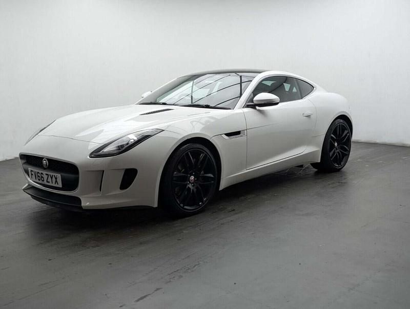 Used Jaguar F-Type S 340 HP (250 kW) 2016 White Coupe