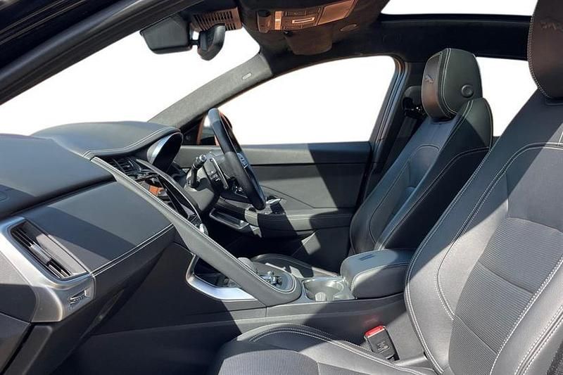 Używany Jaguar E-Pace R-Dynamic 204 KM (150 kW) 2022 Czarny SUV