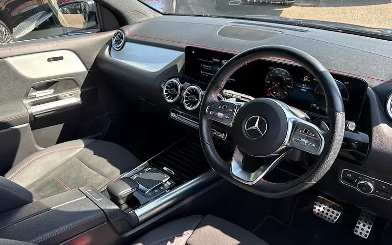 Used Mercedes EQA300 AMG line 167 kW (228 HP) 2023 Blue SUV