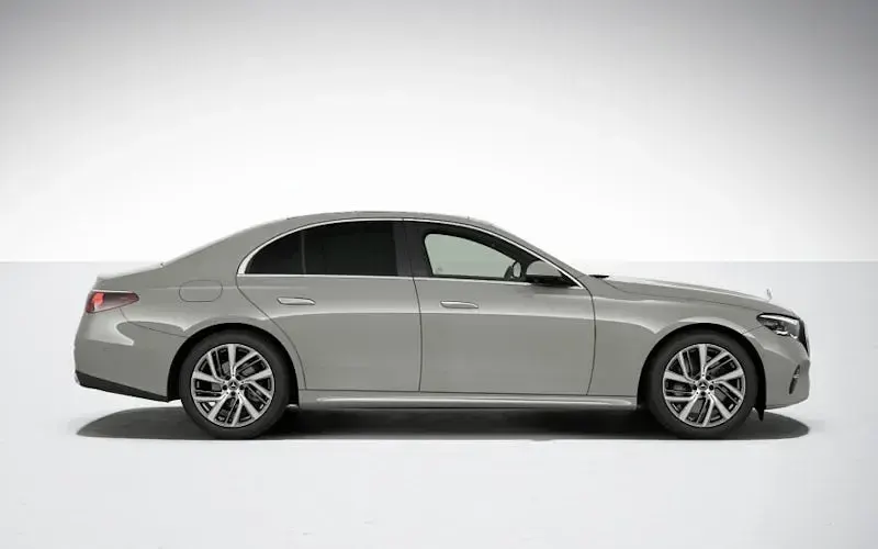 New Mercedes E200 Premium 204 HP (150 kW) 2026 Sedan