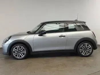 Used Mini Cooper Classic 114 kW (156 HP) 2025 Silver Hatchback