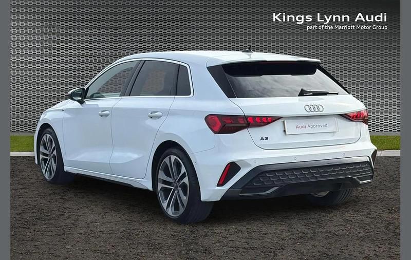 Used Audi A3 S-Line 113 HP (83 kW) 2025 White Hatchback
