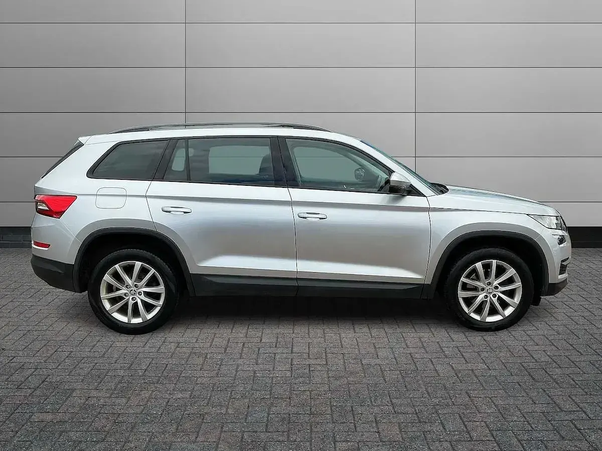 Second-hand Skoda Kodiaq SE 110 CP (80 kW) 2020 Argintiu SUV