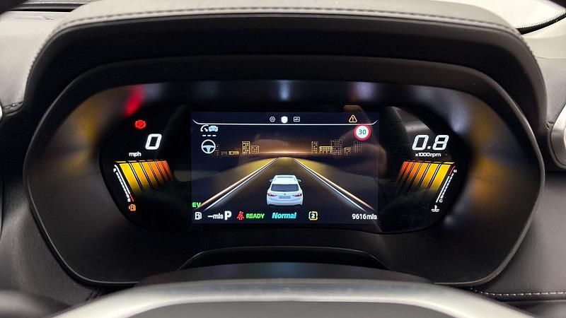 Used MG ZS Trophy 196 HP (144 kW) 2024 Tri coat  dynamic red SUV