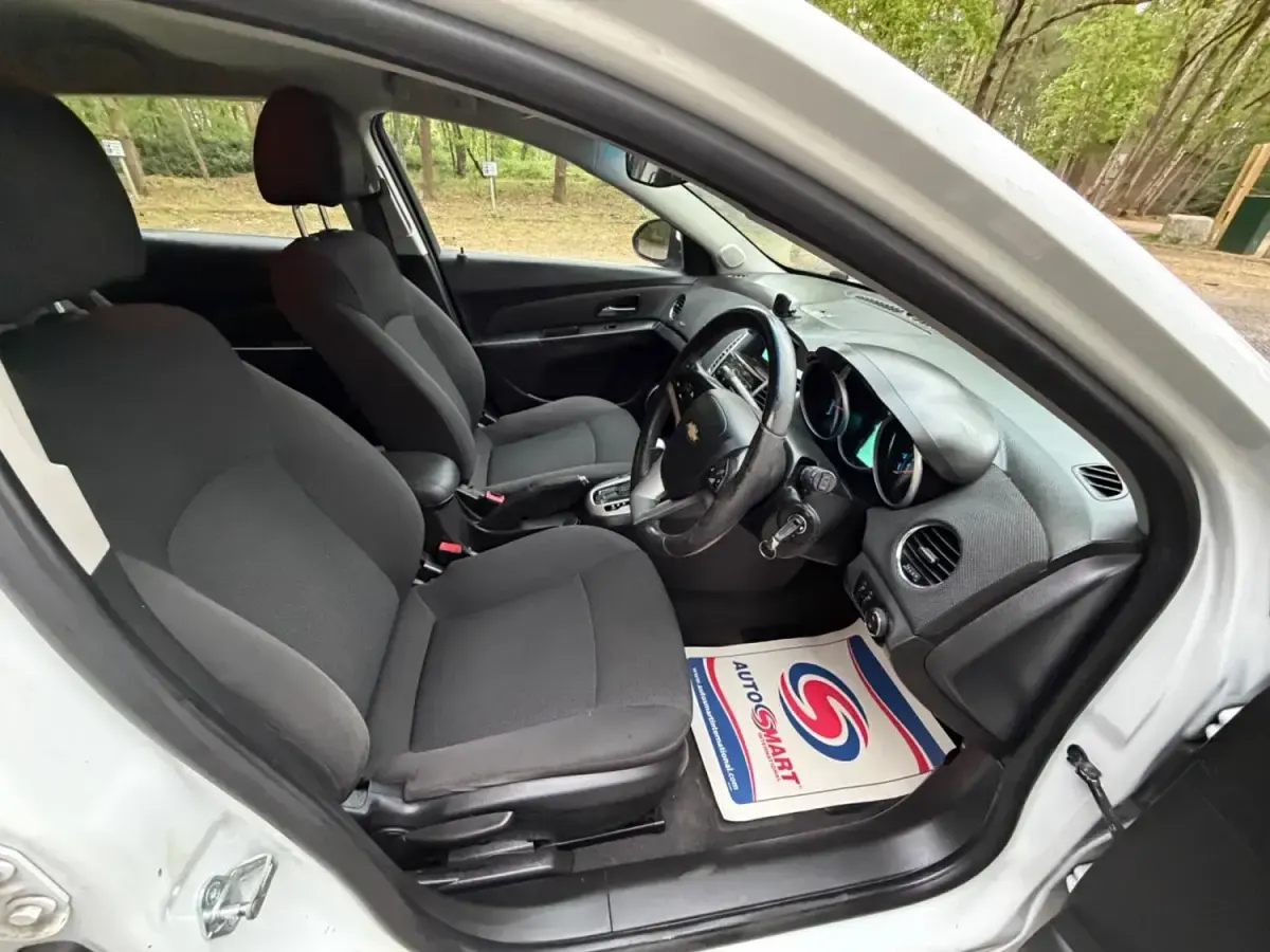 Begagnad Chevrolet Cruze LT 141 HK (103 kW) 2014 Vit Kombi