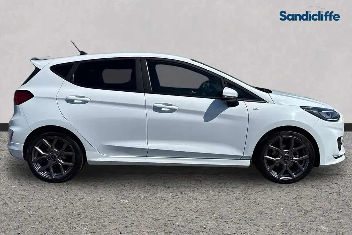 Used Ford Fiesta ST-Line 101 HP (74 kW) 2022 White Hatchback